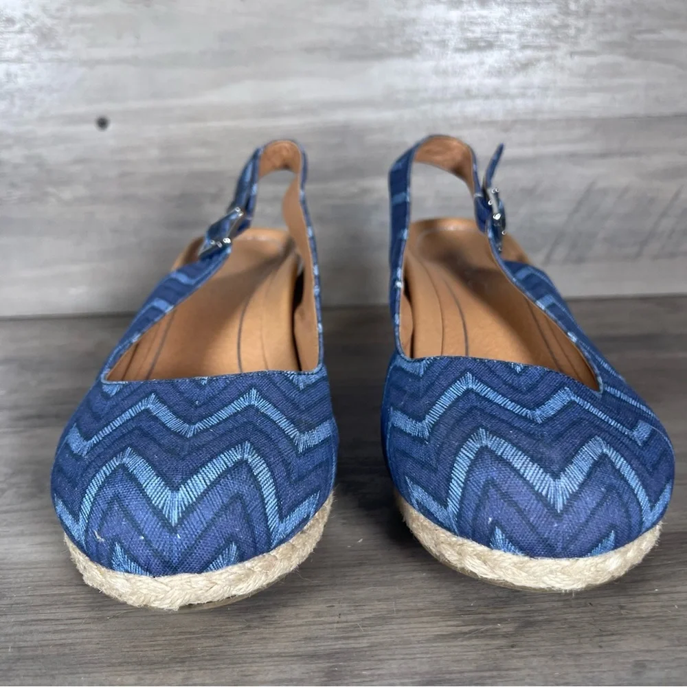 Vionic Womens 9 Coralina Blue Chevron Espadrille Supportive Wedge Slingback Shoe
